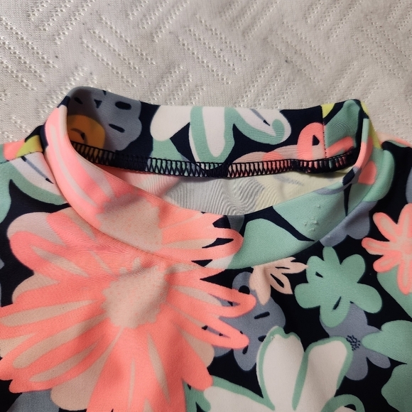 Girls Carter's 2 piece swimsuit swimsuit‎ size 9 months - Picture 3 of 9